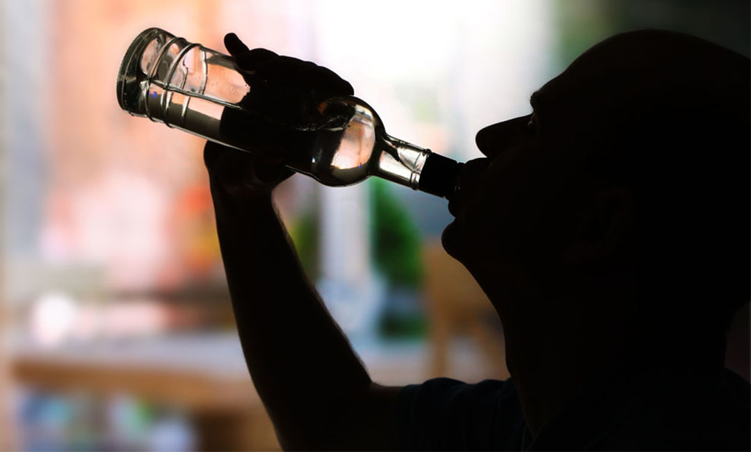 阿拉善丹泉酒广告语创作案例